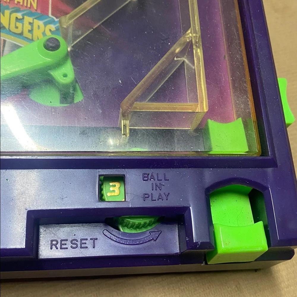 Vintage 1994 Toy Biz Saban Entertainment Power Rangers Ski Ball Game RARE Read!